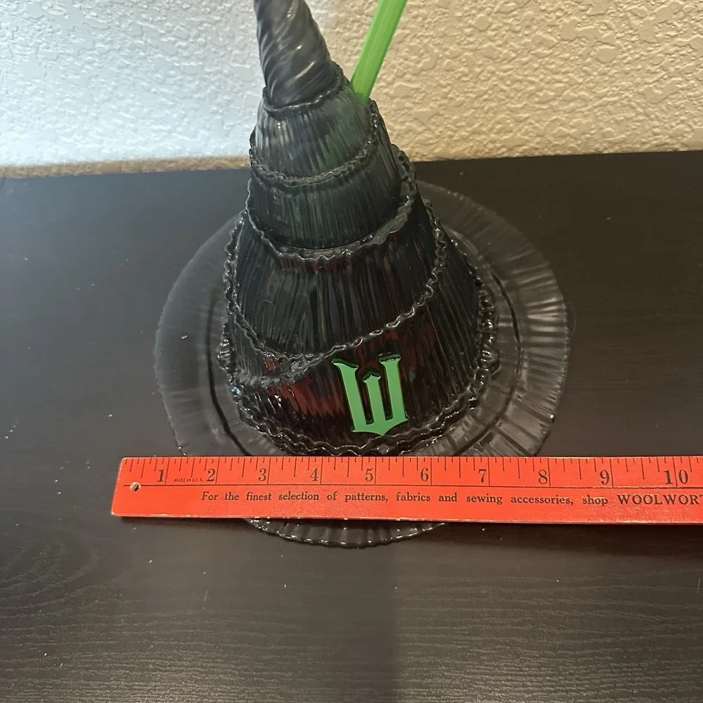 Witch Hat Cup Wicked 2024 Movie Exclusive Collectible Ltd 32 Oz Majic‎ Drink
